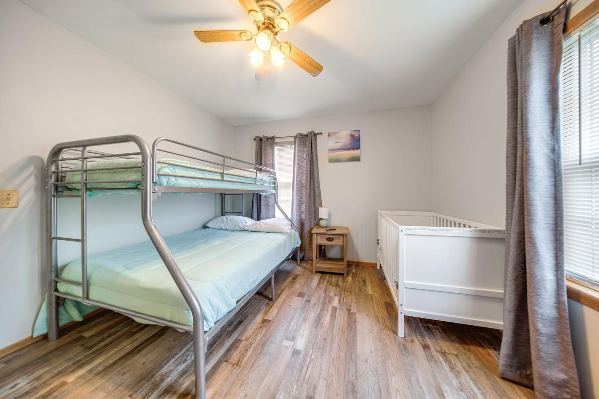 Вилла Family-Friendly Hideaway Near Presque Isle! Эри Экстерьер фото